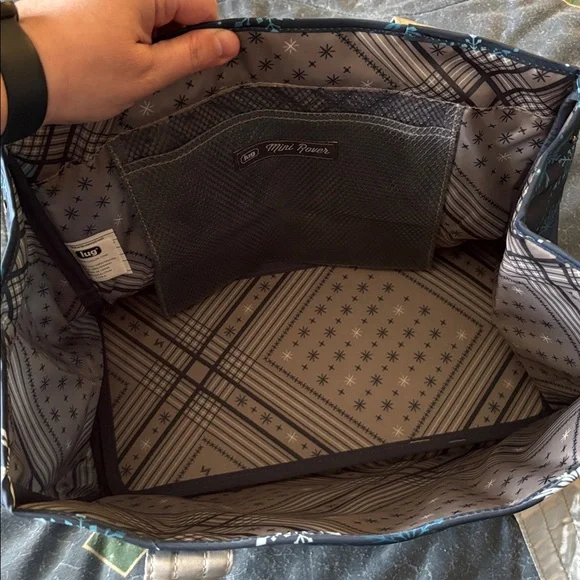LUG Mini Rover Tote - Picture 3 of 7